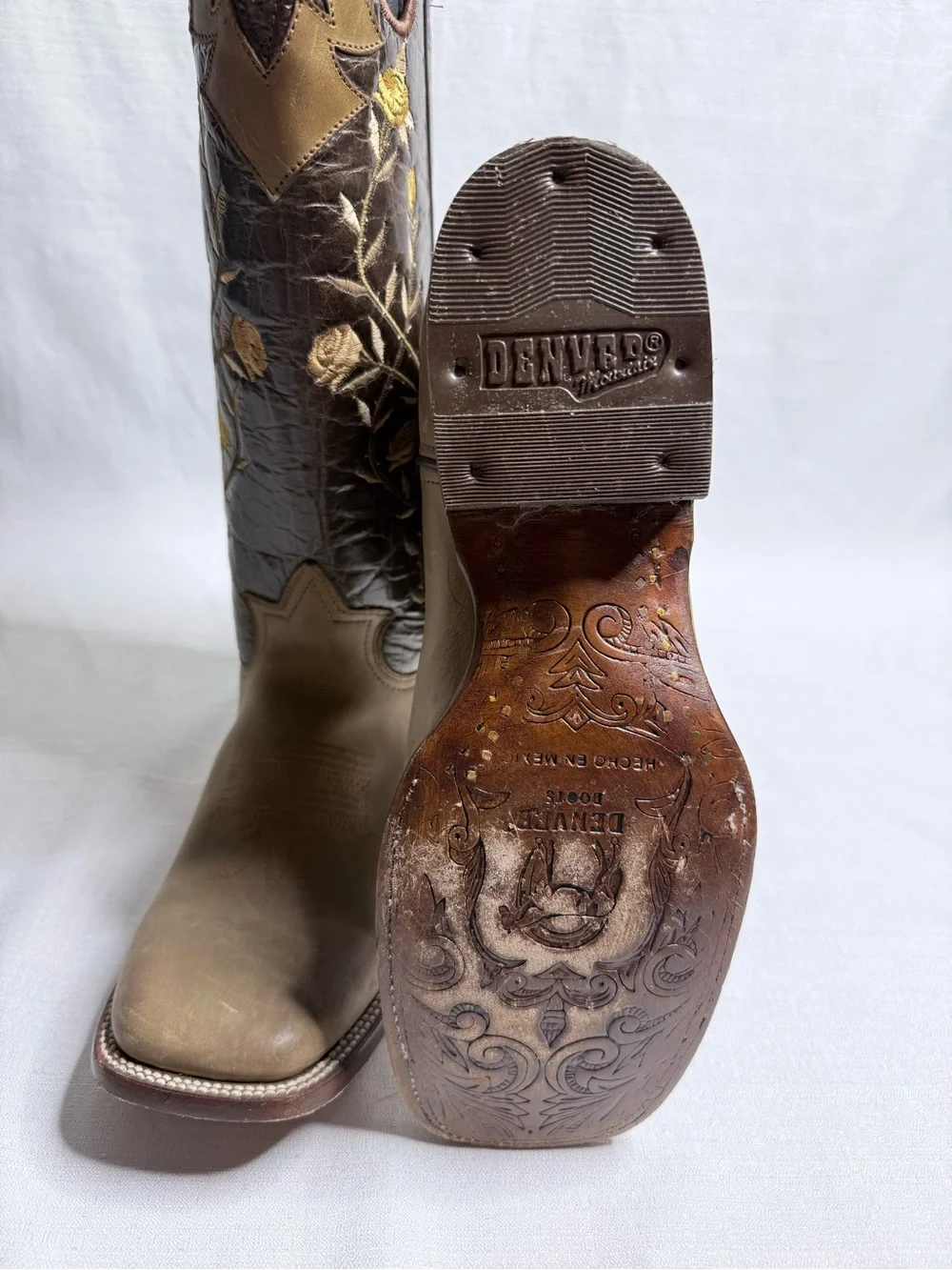 Denver Mountain Men’s Western Cowboy Boots Floral Embroidered Leather 10.5